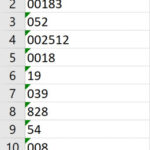 Chọn các ô chứa số có số 0 ở đầu và biểu tượng cảnh báo màu vàng