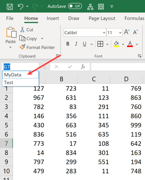 Chọn Named Range từ danh sách thả xuống