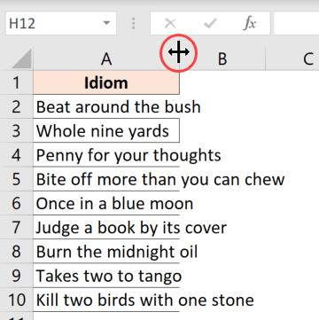 Đặt con trỏ chuột tại cạnh phải của tiêu đề cột để kích hoạt AutoFit
