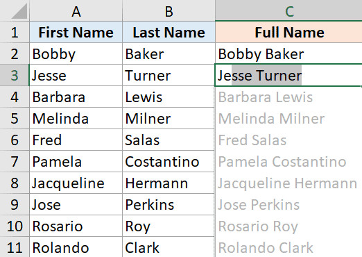 Flash Fill hiển thị gợi ý kết quả gộp tên tự động