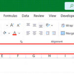 Thanh công thức Formula Bar hiển thị trong giao diện Excel