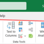 Tùy chọn Data Analysis trong tab Data của Excel